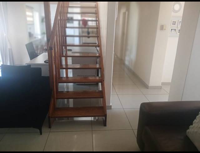 5 bed property for sale in RIDGEWAY